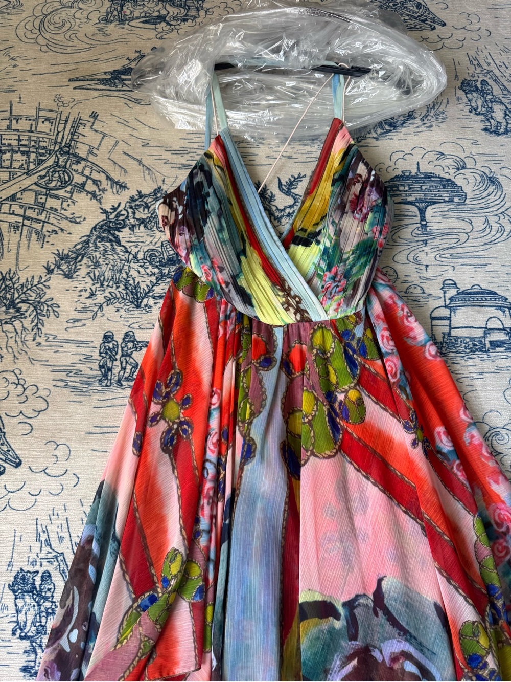 Alice + Olivia Lola Lady Watercolor Maxi Dress - Picture 3 of 8